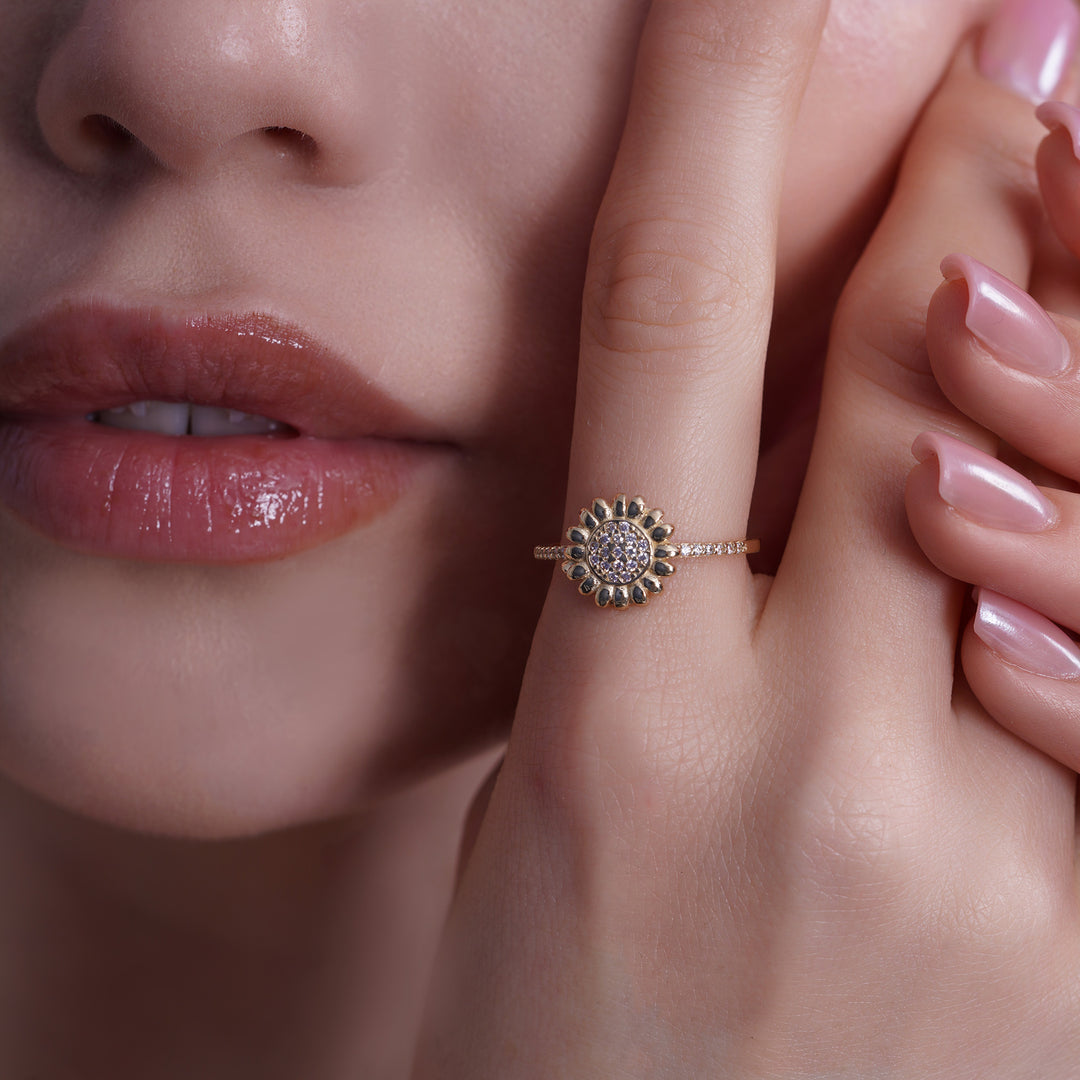 10K/14K Yellow Gold Sunburst Sunflower Ring With Cubic Zirconia Stones