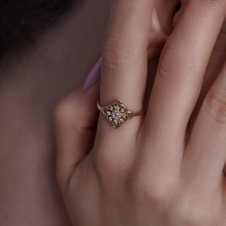10K/14K Yellow Gold Bruja Witch Knot Ring With Cubic Zirconia Stones