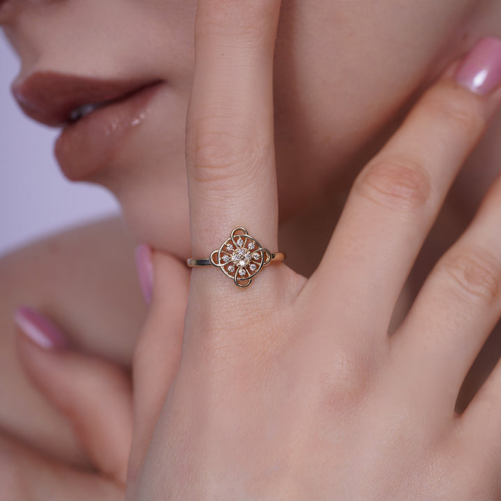 10K/14K Yellow Gold Bruja Witch Knot Ring With Cubic Zirconia Stones