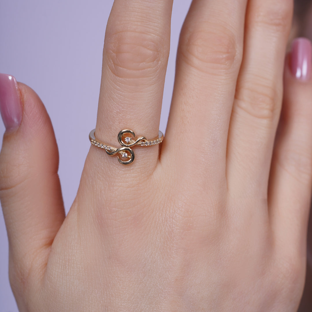 10K/14K Yellow Gold Swirl Ring with Center Cubic Zirconia Stones